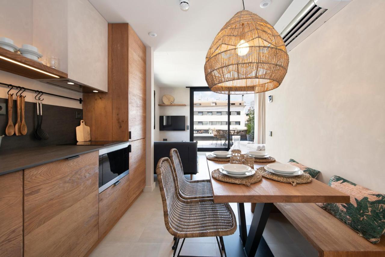 Apartamentos Balisse Кастелдефелс Екстериор снимка