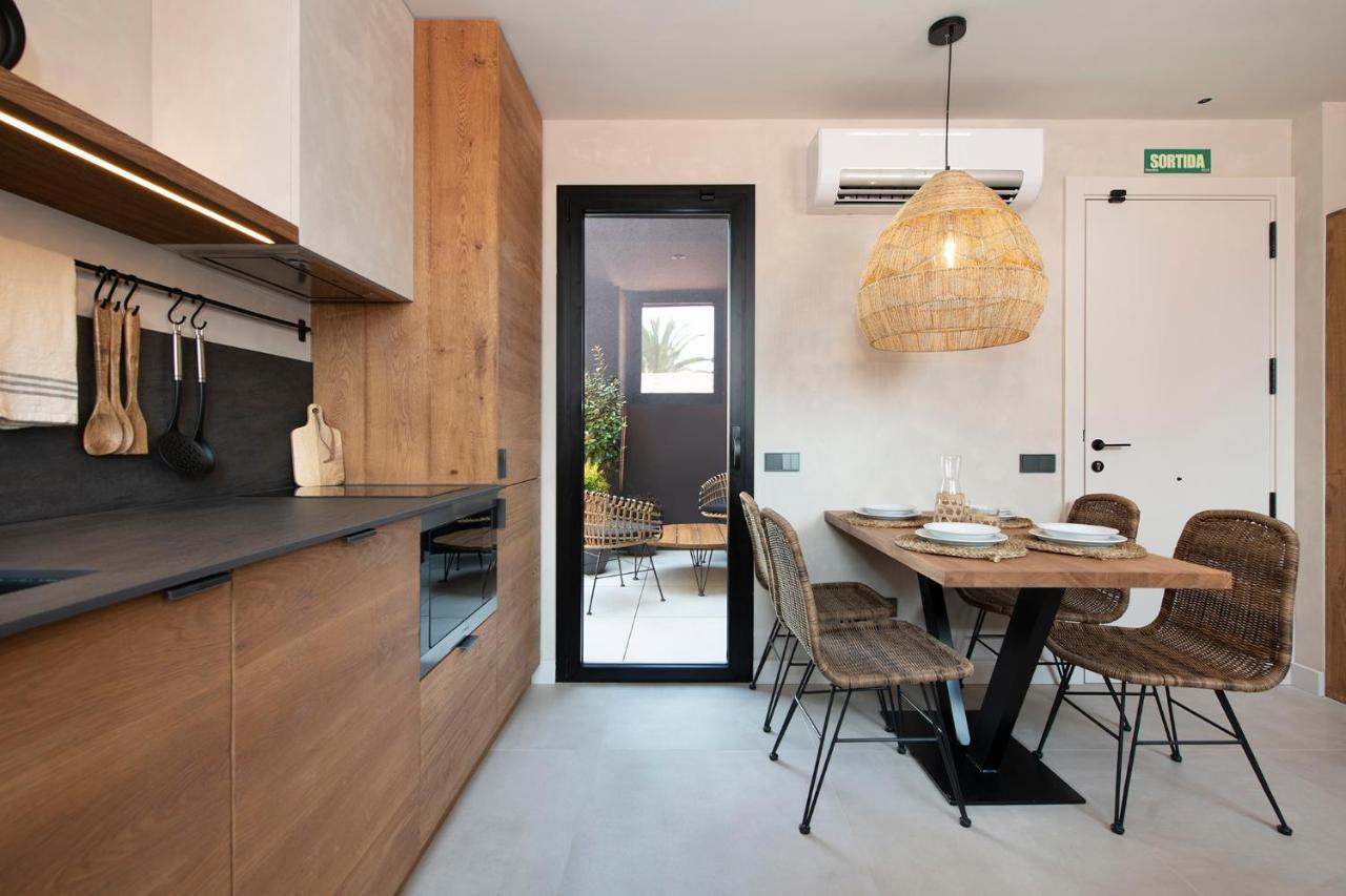 Apartamentos Balisse Кастелдефелс Екстериор снимка