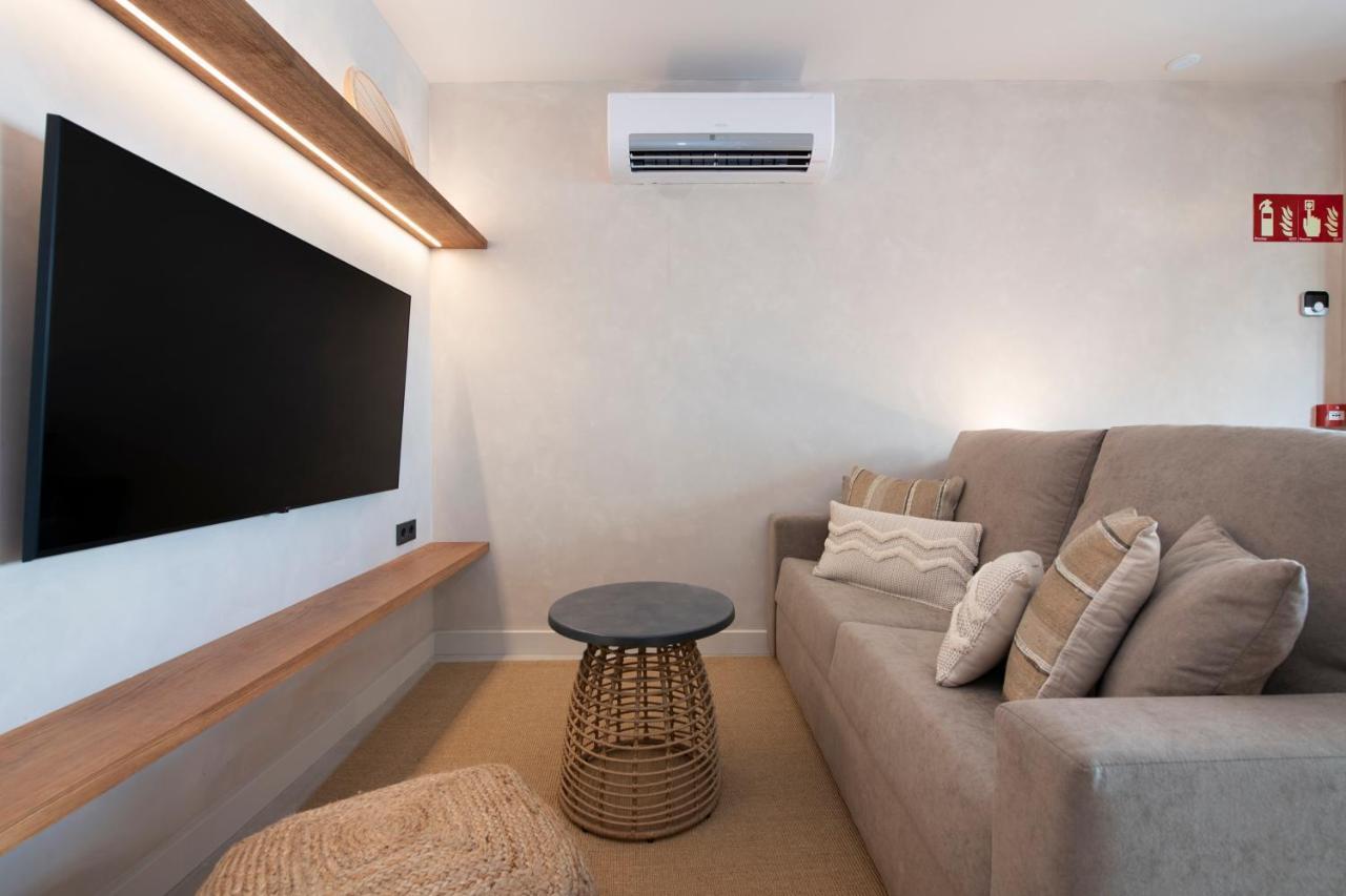 Apartamentos Balisse Кастелдефелс Екстериор снимка