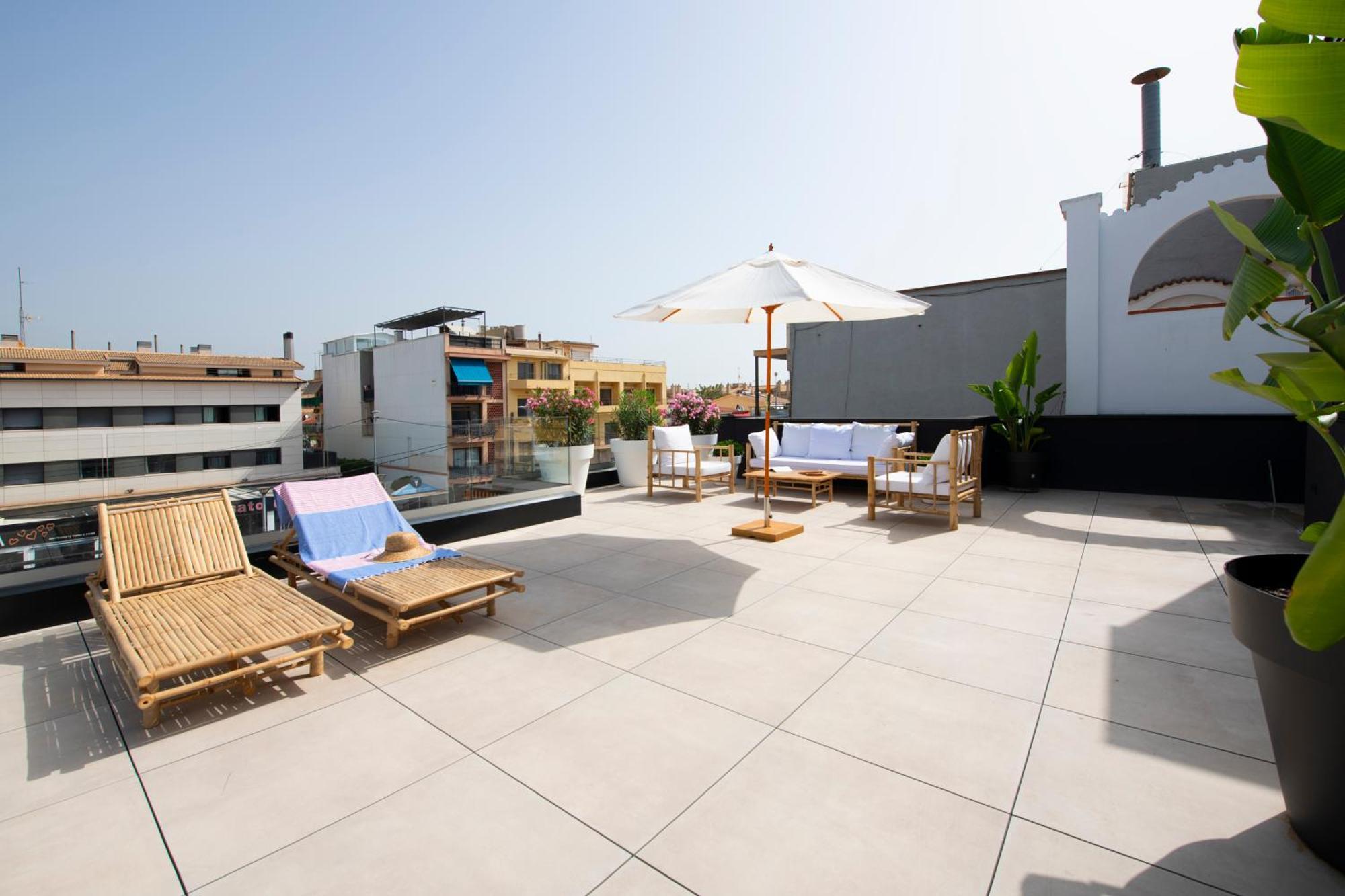 Apartamentos Balisse Кастелдефелс Екстериор снимка